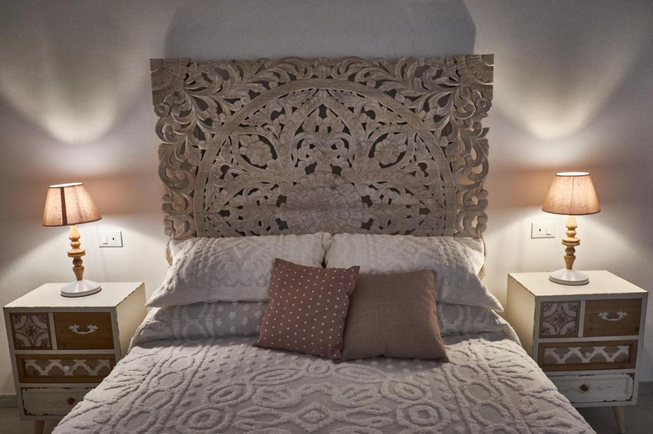 Equorum Delicious Suite - Ostuni Centro Bagian luar foto