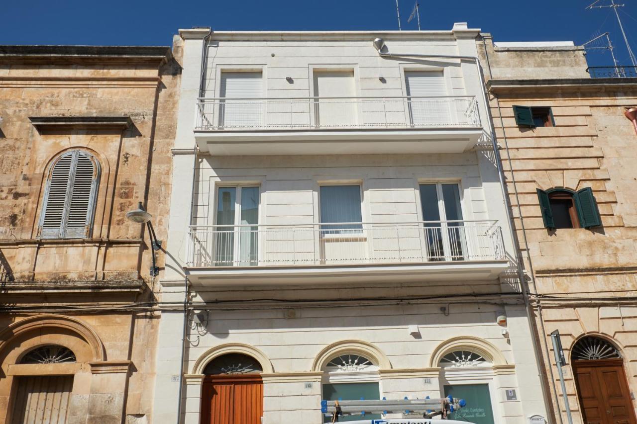 Equorum Delicious Suite - Ostuni Centro Bagian luar foto