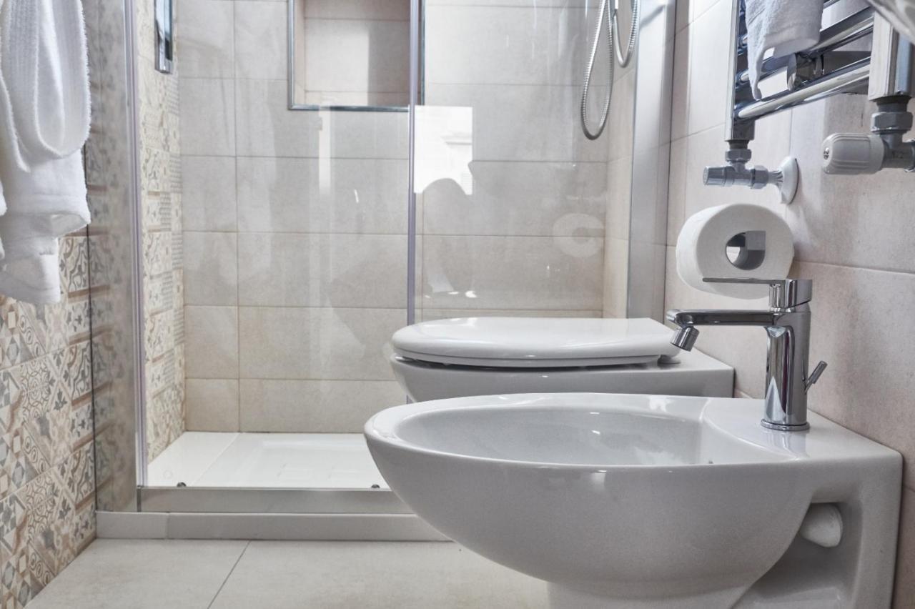 Equorum Delicious Suite - Ostuni Centro Bagian luar foto