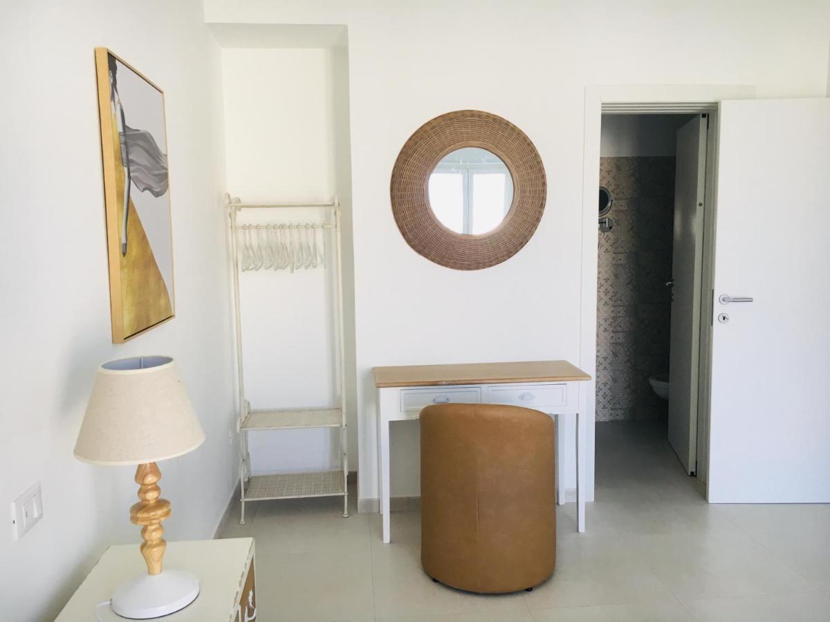 Equorum Delicious Suite - Ostuni Centro Bagian luar foto